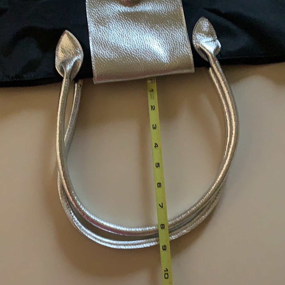 Tote - Picture 5 of 7